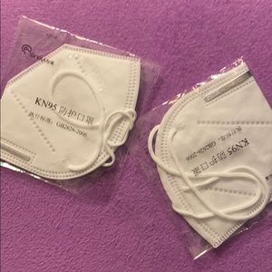 Bundle of two KN95 masks